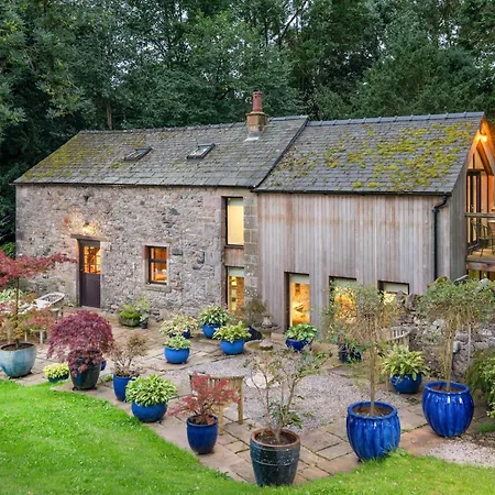 The Gardeners Cottage, Hutton John Is A Luxurious With Hot Tub 10 Minutes From Ullswater Penruddock