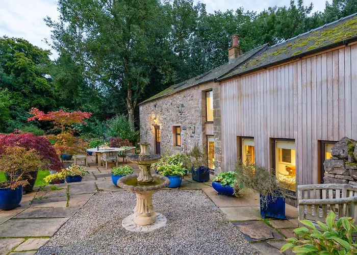 The Gardeners Cottage, Hutton John Is A Luxurious With Hot Tub 10 Minutes From Ullswater *