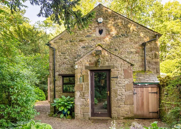 The Gardeners Cottage, Hutton John Is A Luxurious With Hot Tub 10 Minutes From Ullswater *