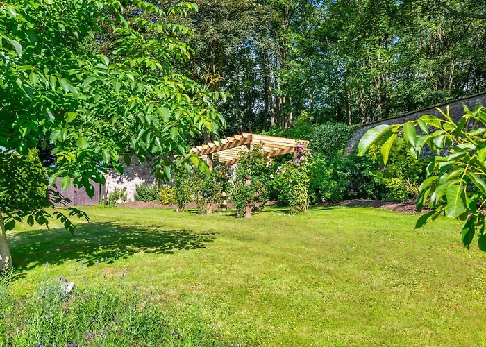 Casa de Férias The Gardeners Cottage, Hutton John Is A Luxurious With Hot Tub 10 Minutes From Ullswater