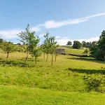 The Gardeners Cottage, Hutton John Is A Luxurious With Hot Tub 10 Minutes From Ullswater בית נופש *